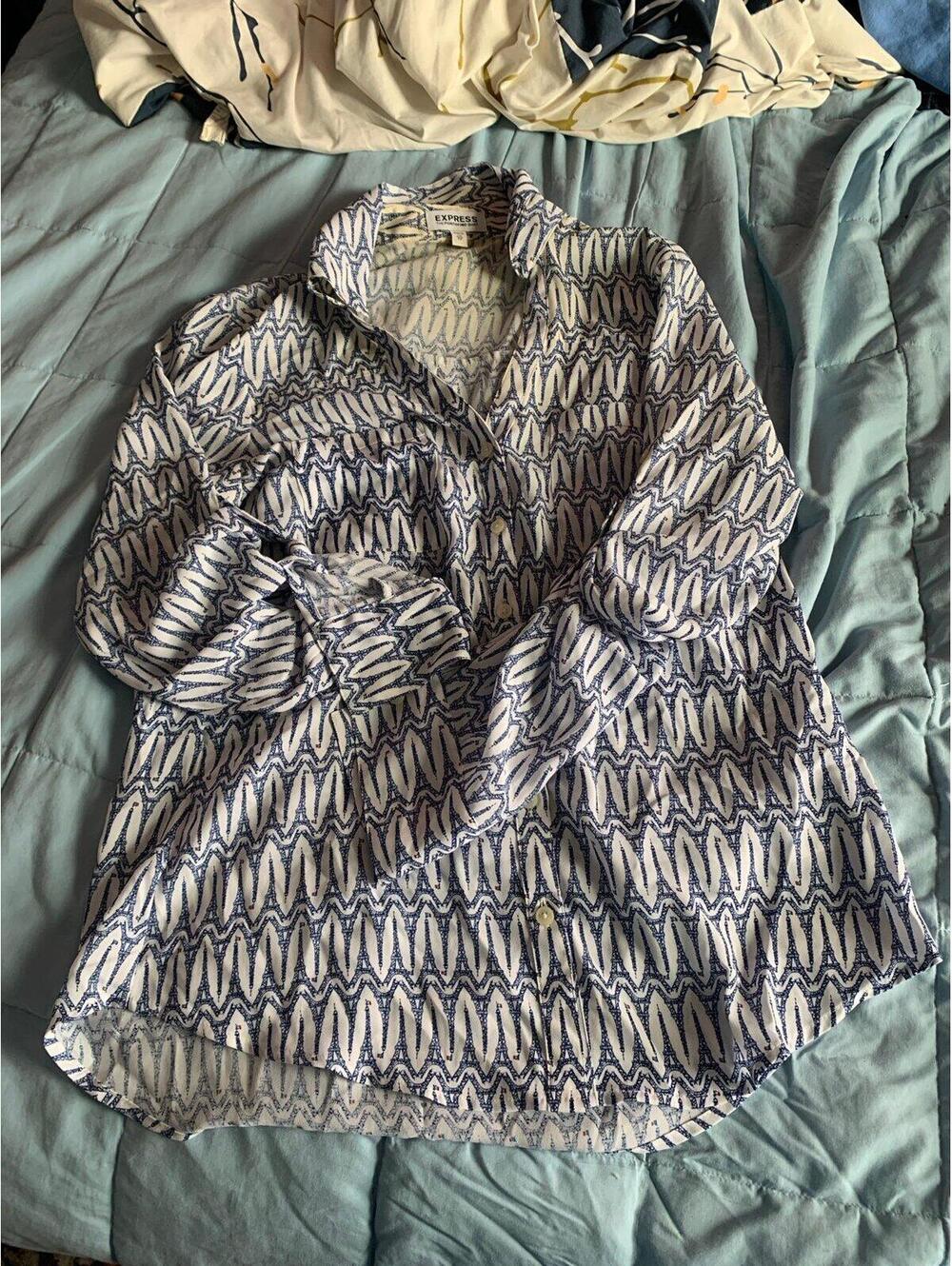 Express Shirt Womens XS White Blue Eiffel Tower Print Portofino Office Casual